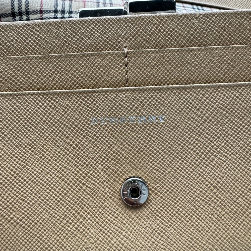 Burberry Check Lined Wallet on Chain (Unbranded Chain Included) - Picture 9 of 14
